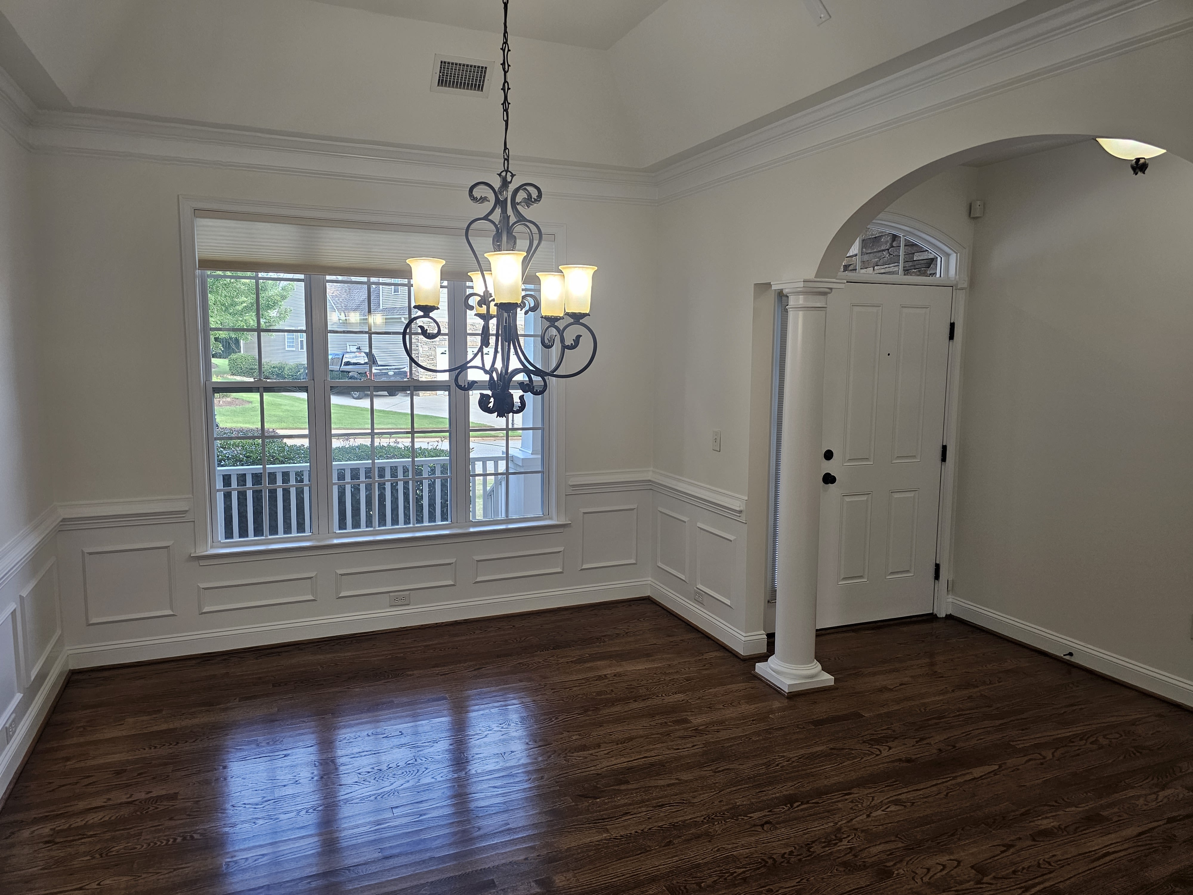 212 Medford Drive – photo 4