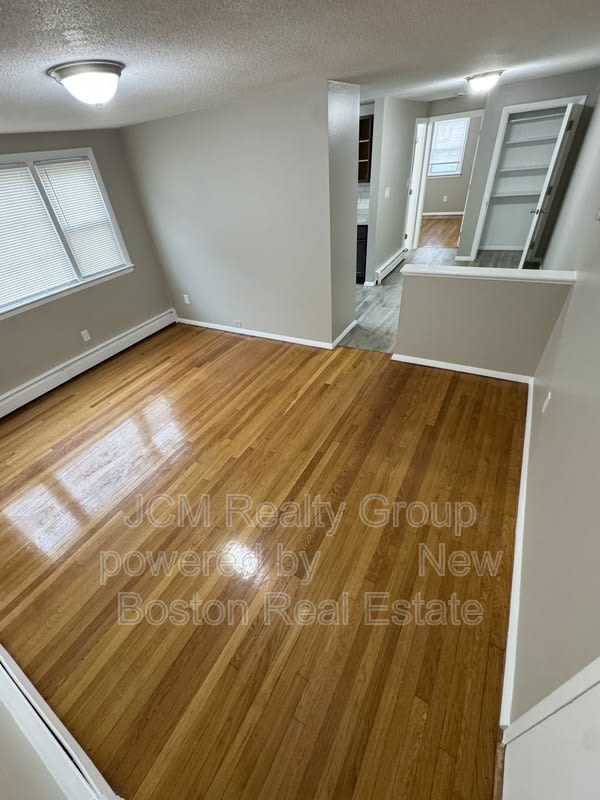 351 Boston Street – photo 2