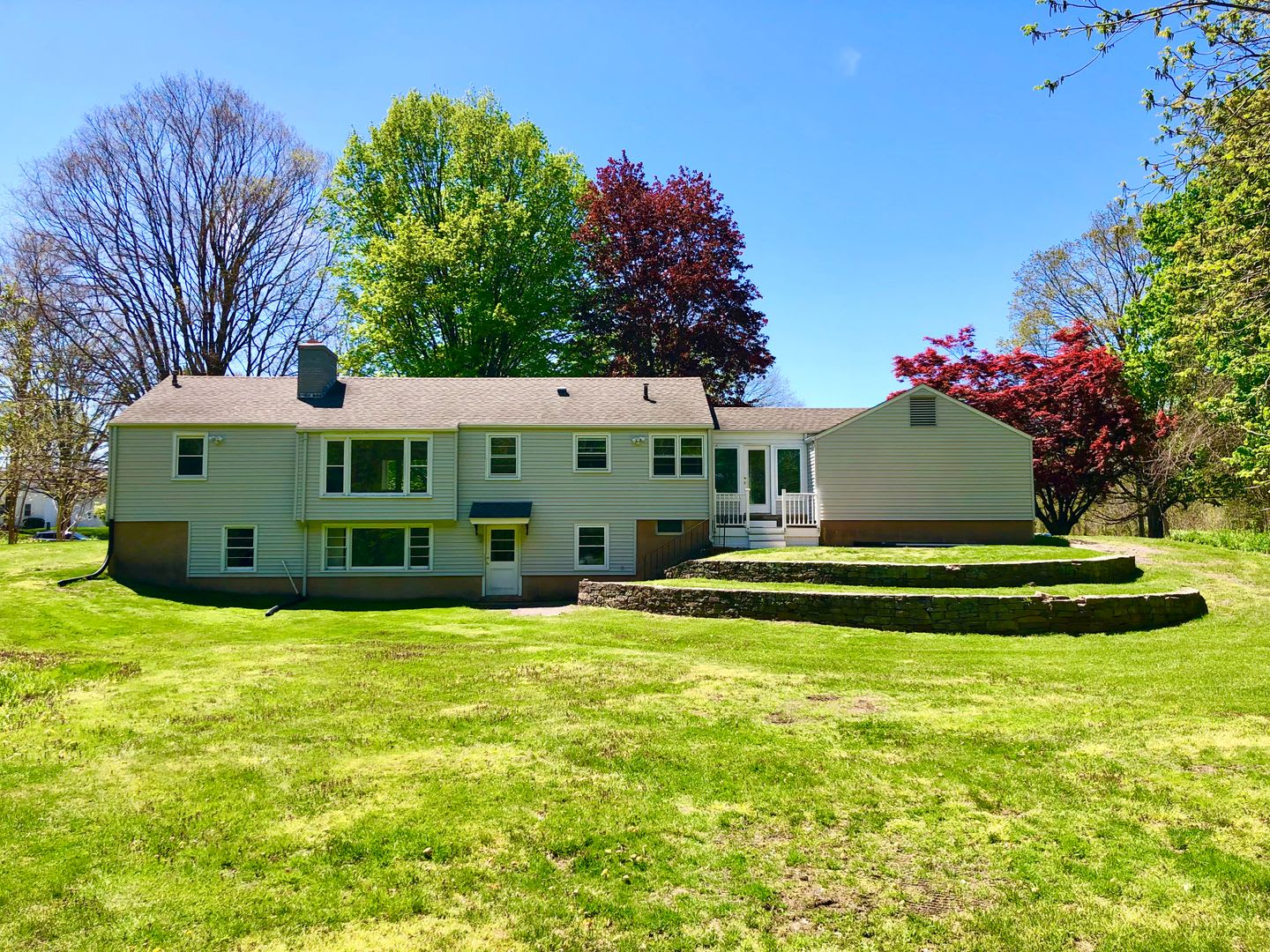 Main Street, Glastonbury single family home – photo 2