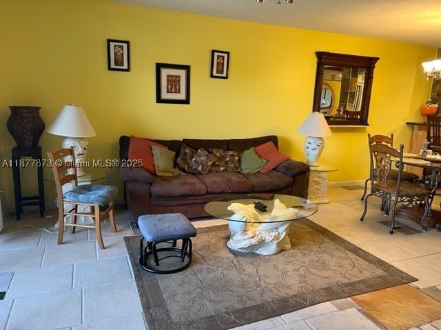 600 Uno Lago Dr – photo 4