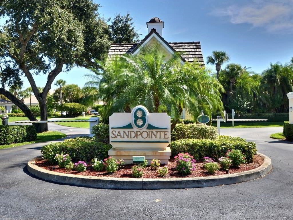 1839 E Sandpointe Lane – photo 3