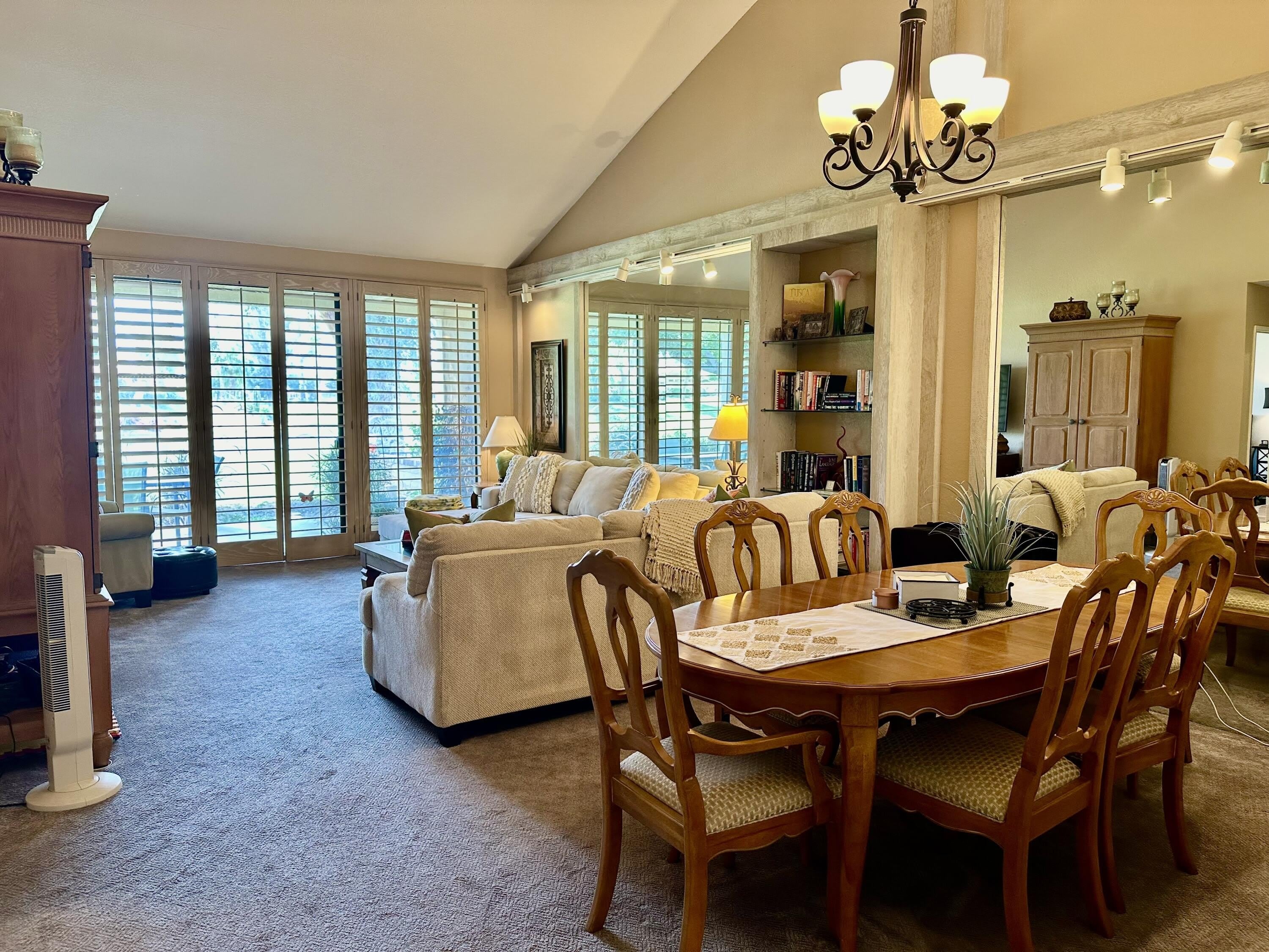 365 San Remo Street – photo 4