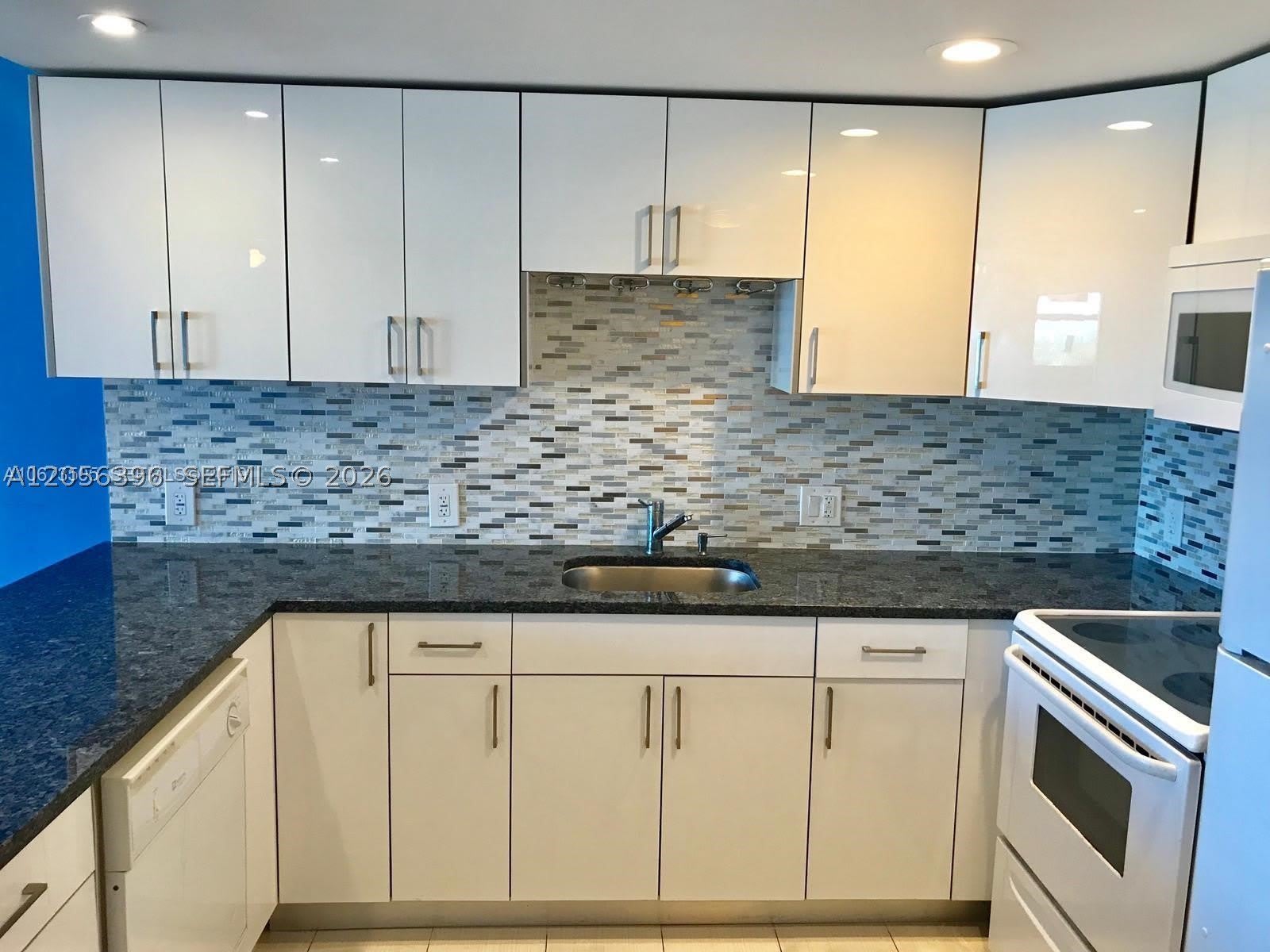 13155 Ixora Ct – photo 3