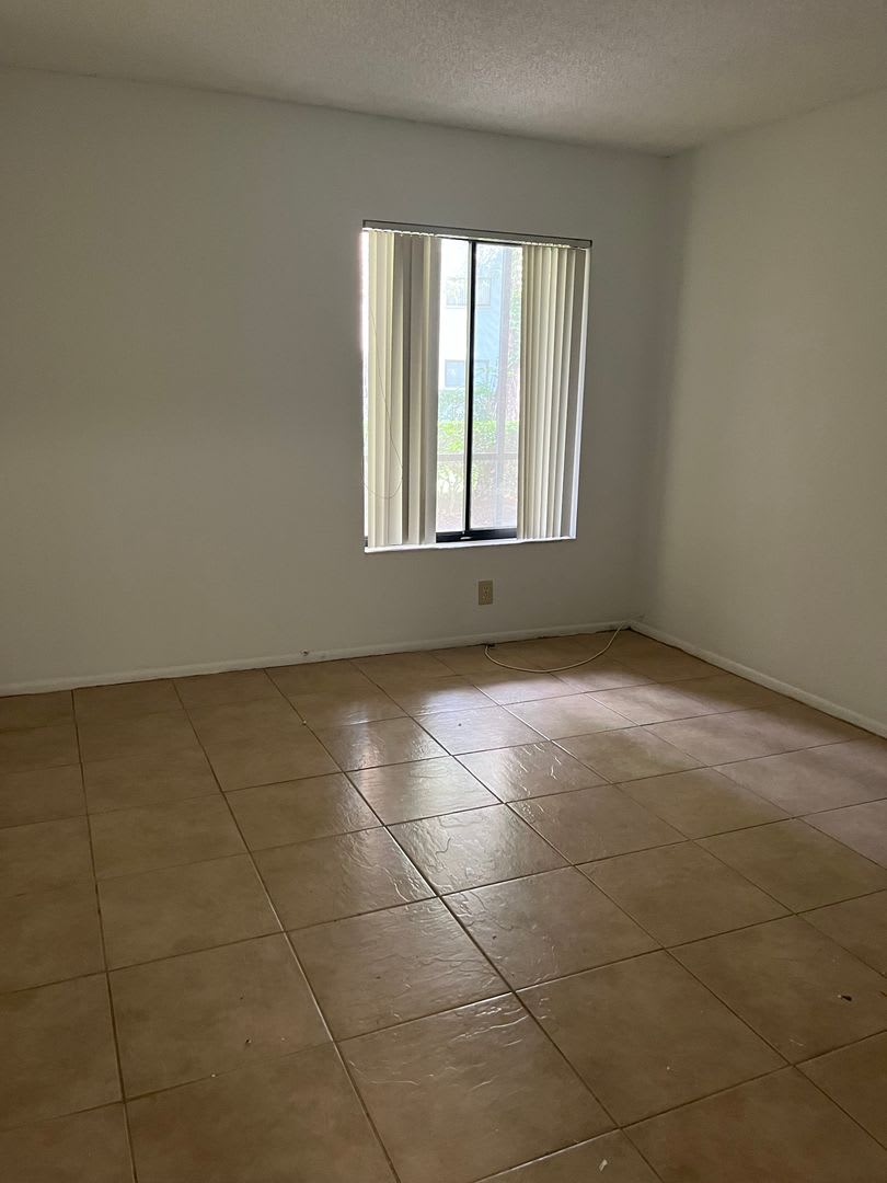 3300 Fox Chase Cir, #226, Palm Harbor, FL 34683 – photo 4