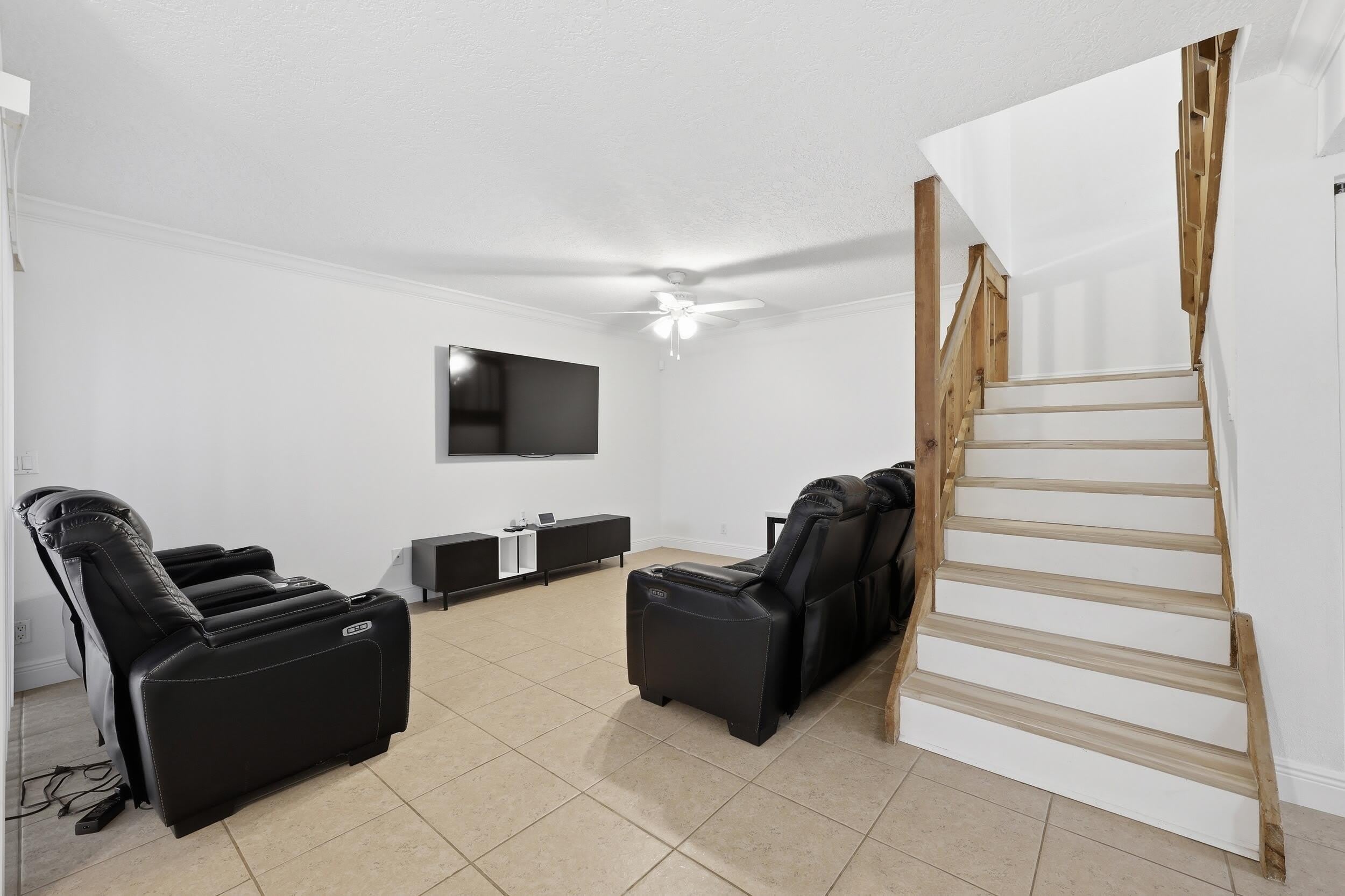 301 Lakewood Drive – photo 5