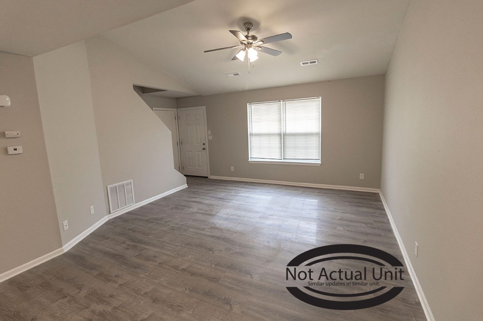 Super cute 3 bedroom duplex – photo 4