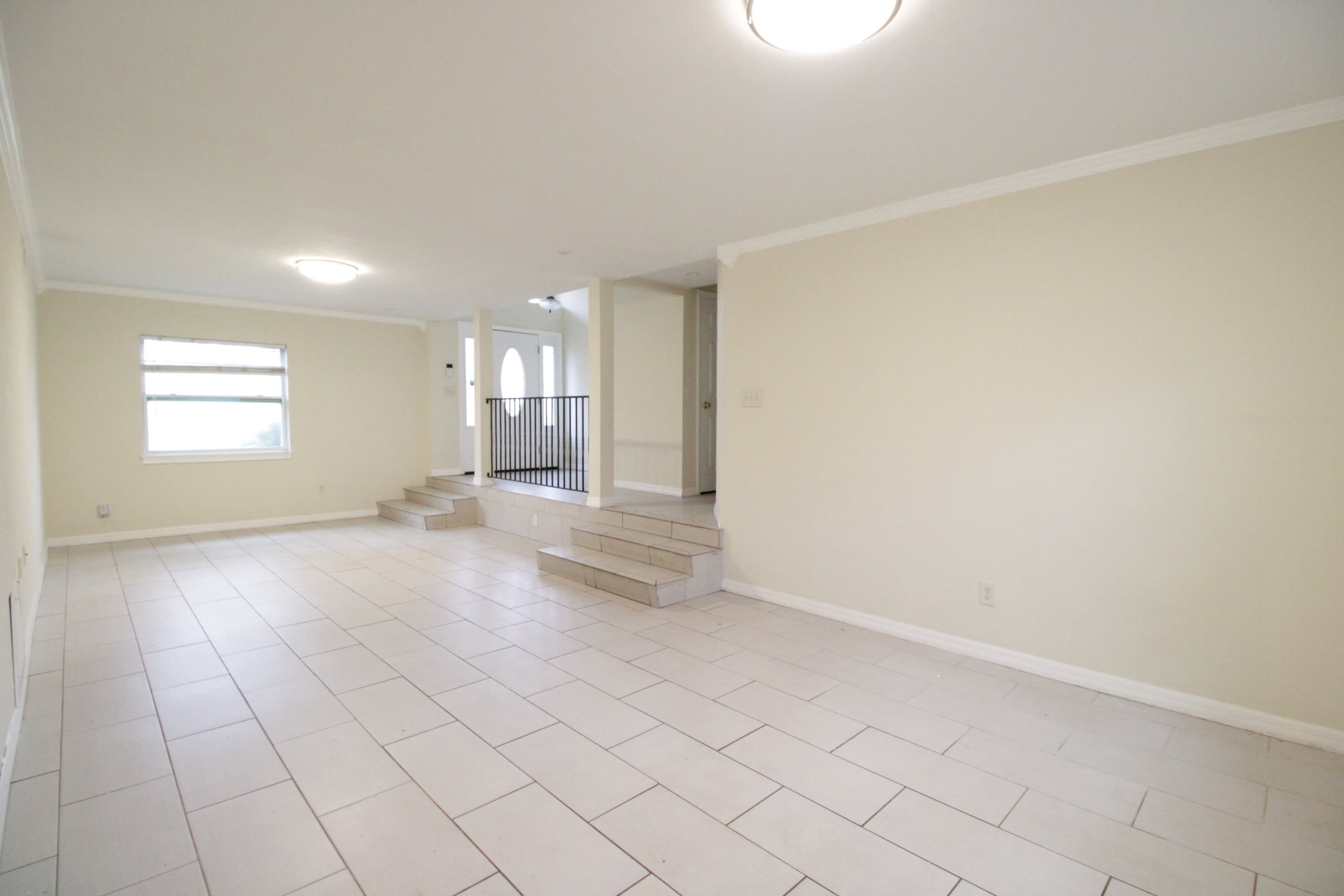 10907 Southwest 24th Avenue – photo 5