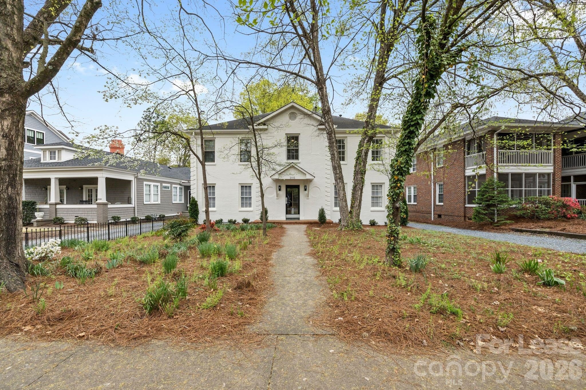 2112 Crescent Avenue – photo 2