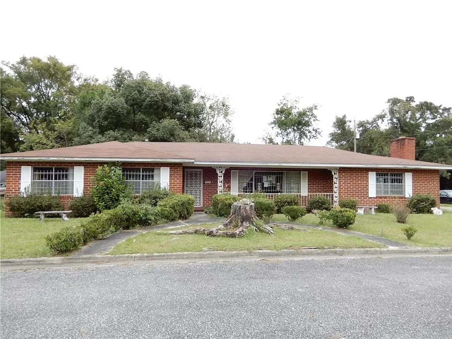 Spacious 4BR House in Brunswick – photo 1