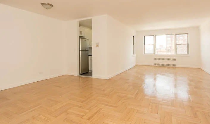 3850 Hudson Manor Ter Apt 5DW – photo 3