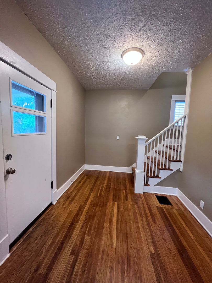 Large Four Bedroom Home – photo 4
