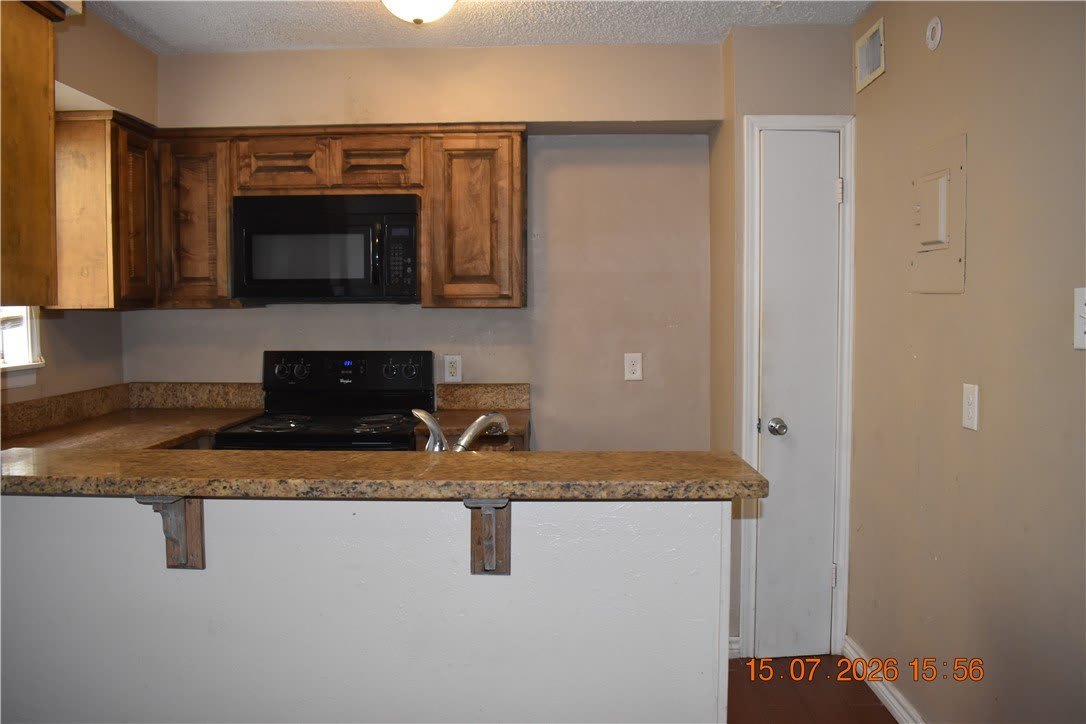 1011 Ennis Joslin – photo 3