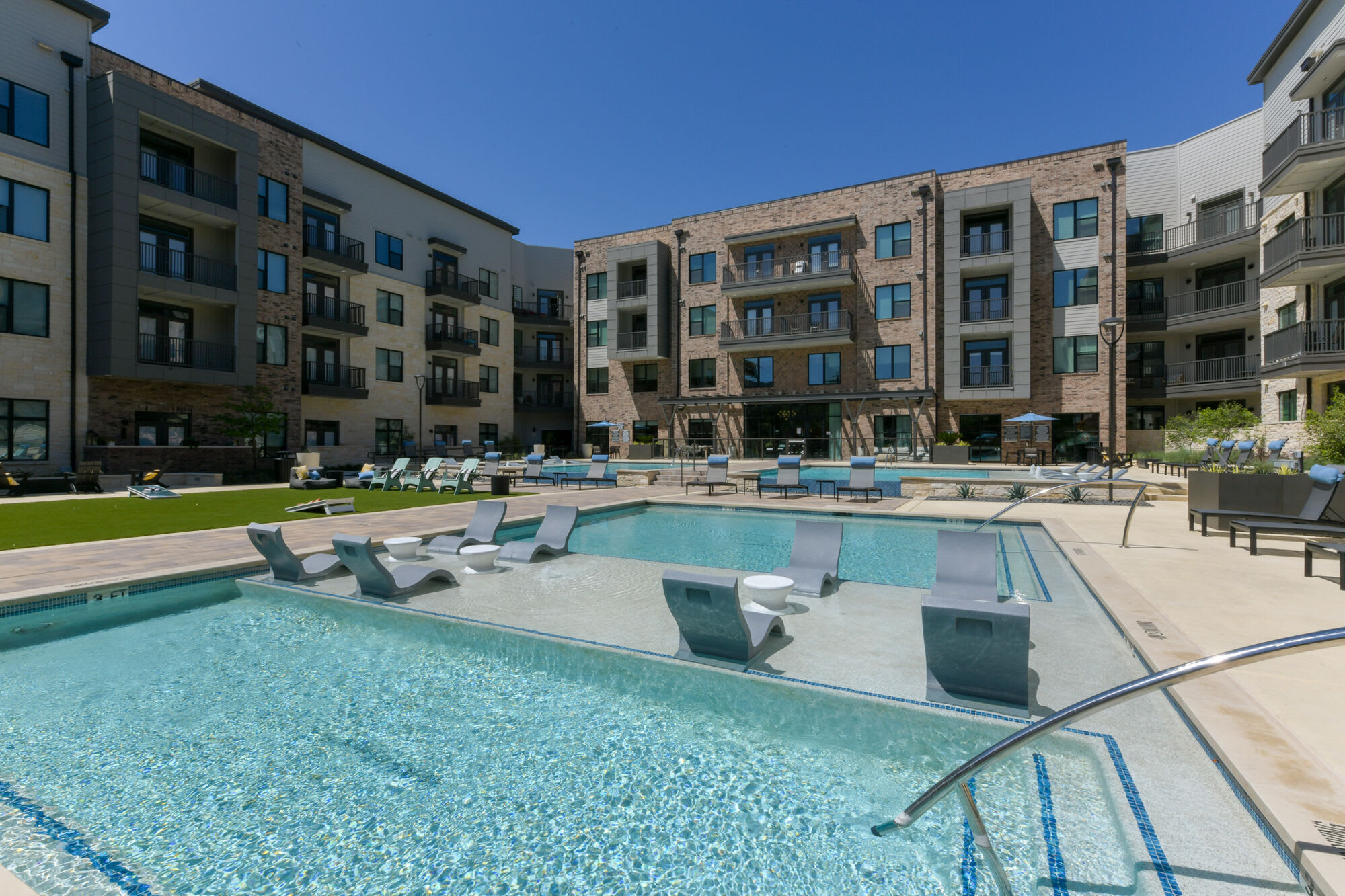Lenox Grandview – photo 3