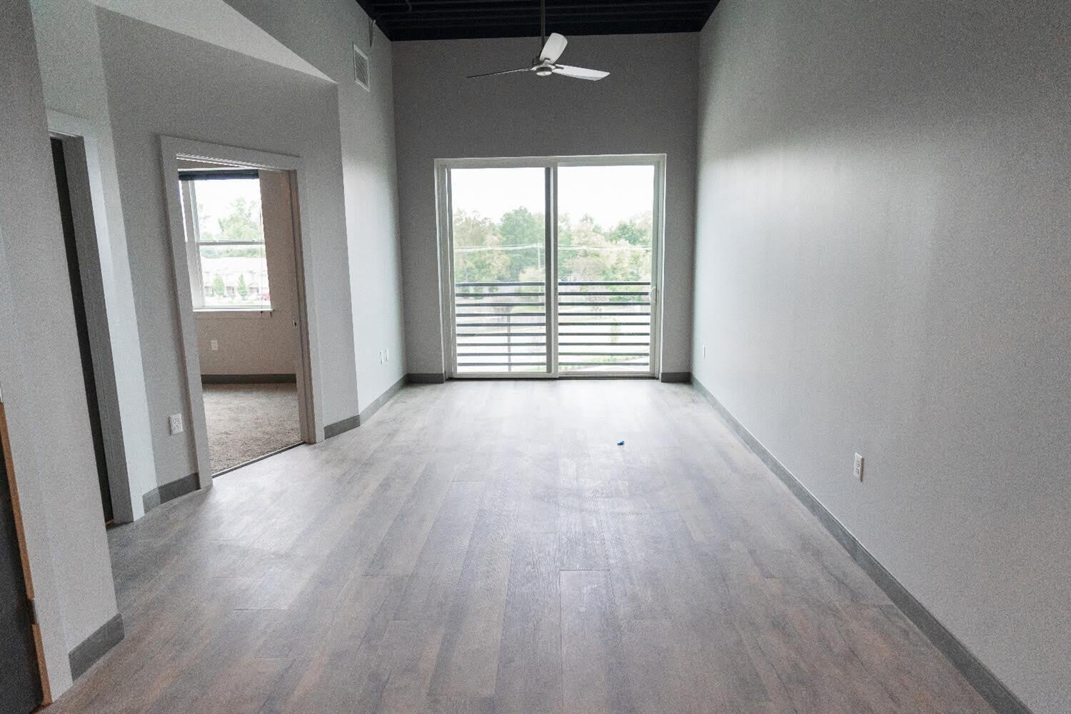 576 E Third – photo 2