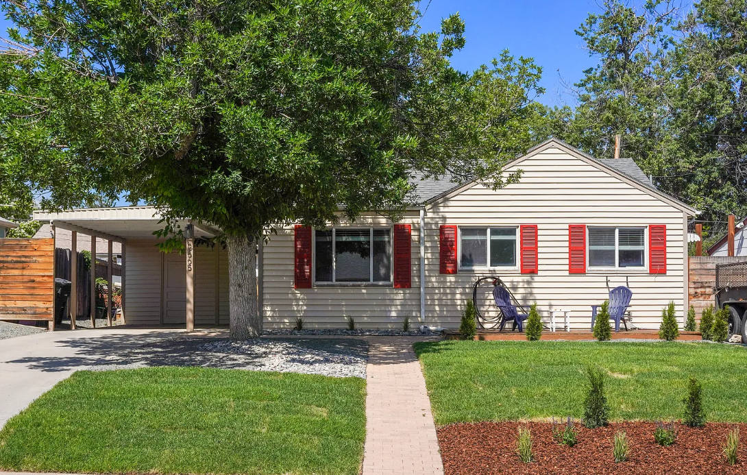 2665 S King St – photo 1