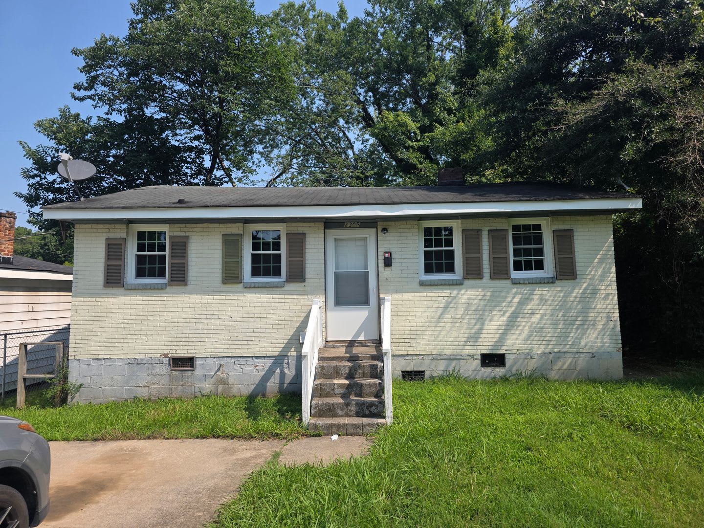 2305 Booker Street – photo 1