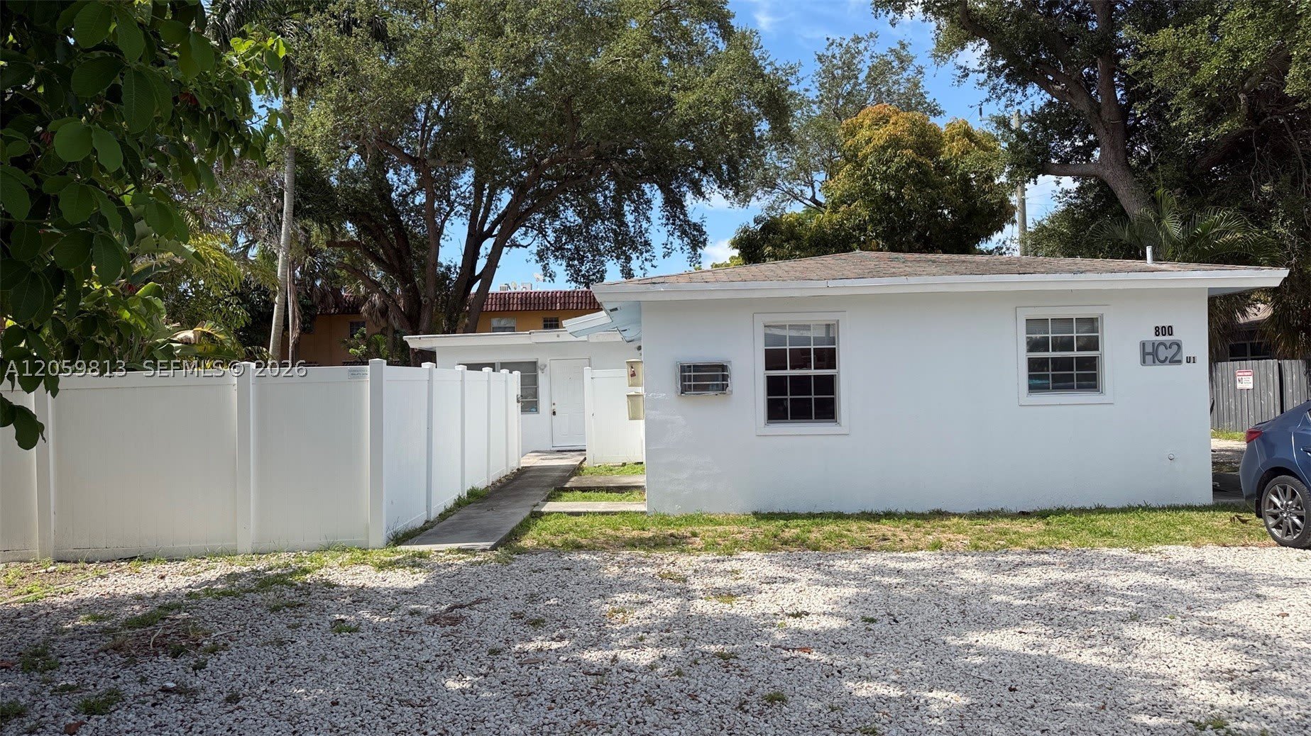 800 SE 15th St – photo 1