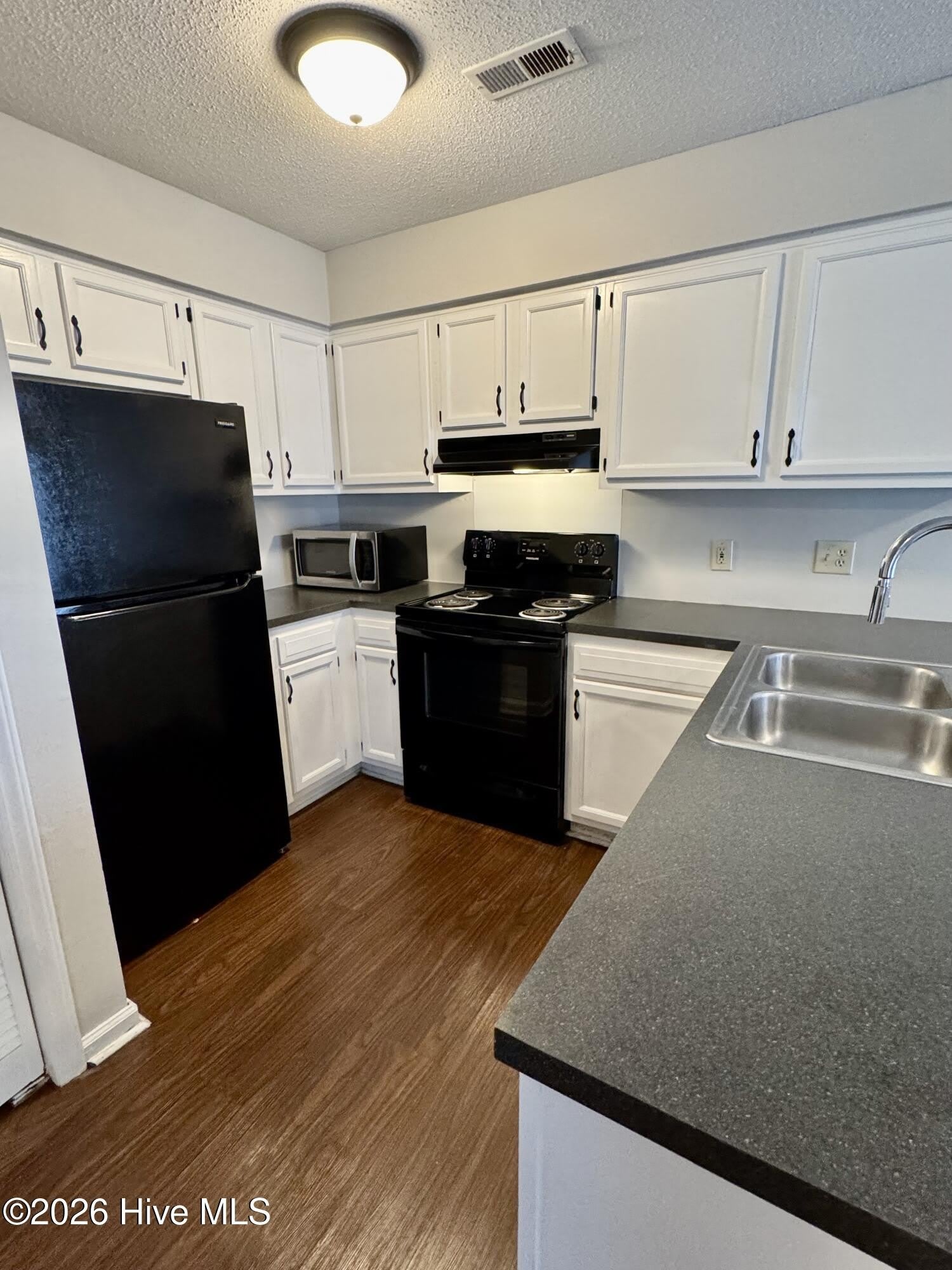 3410 Evans Street – photo 5