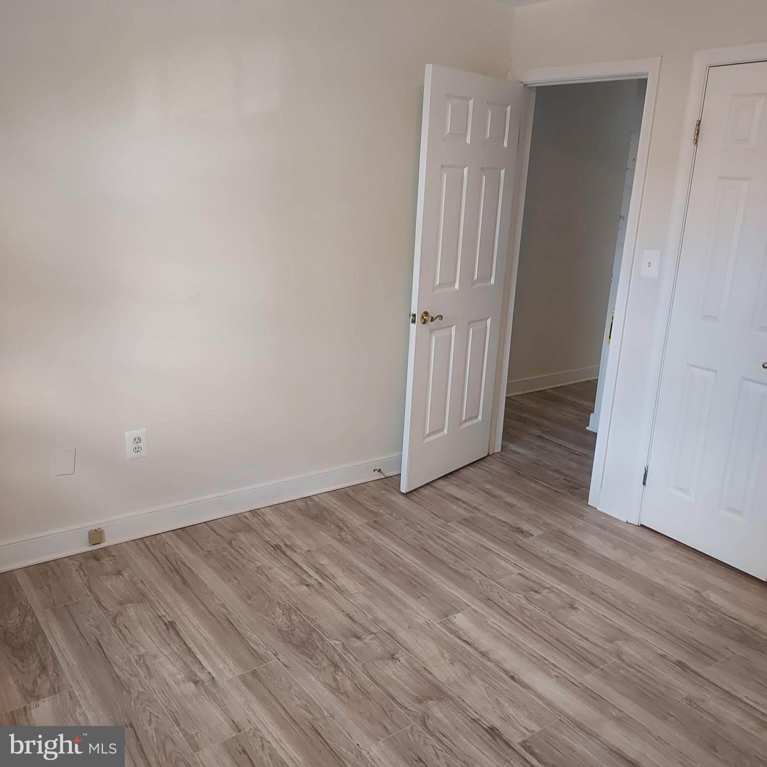 610 MADISON Street – photo 4