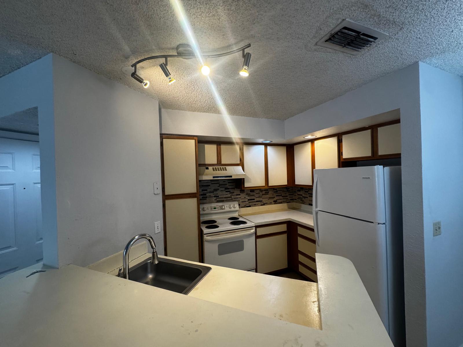 3360 Pinewalk Drive Unit 1324 – photo 3