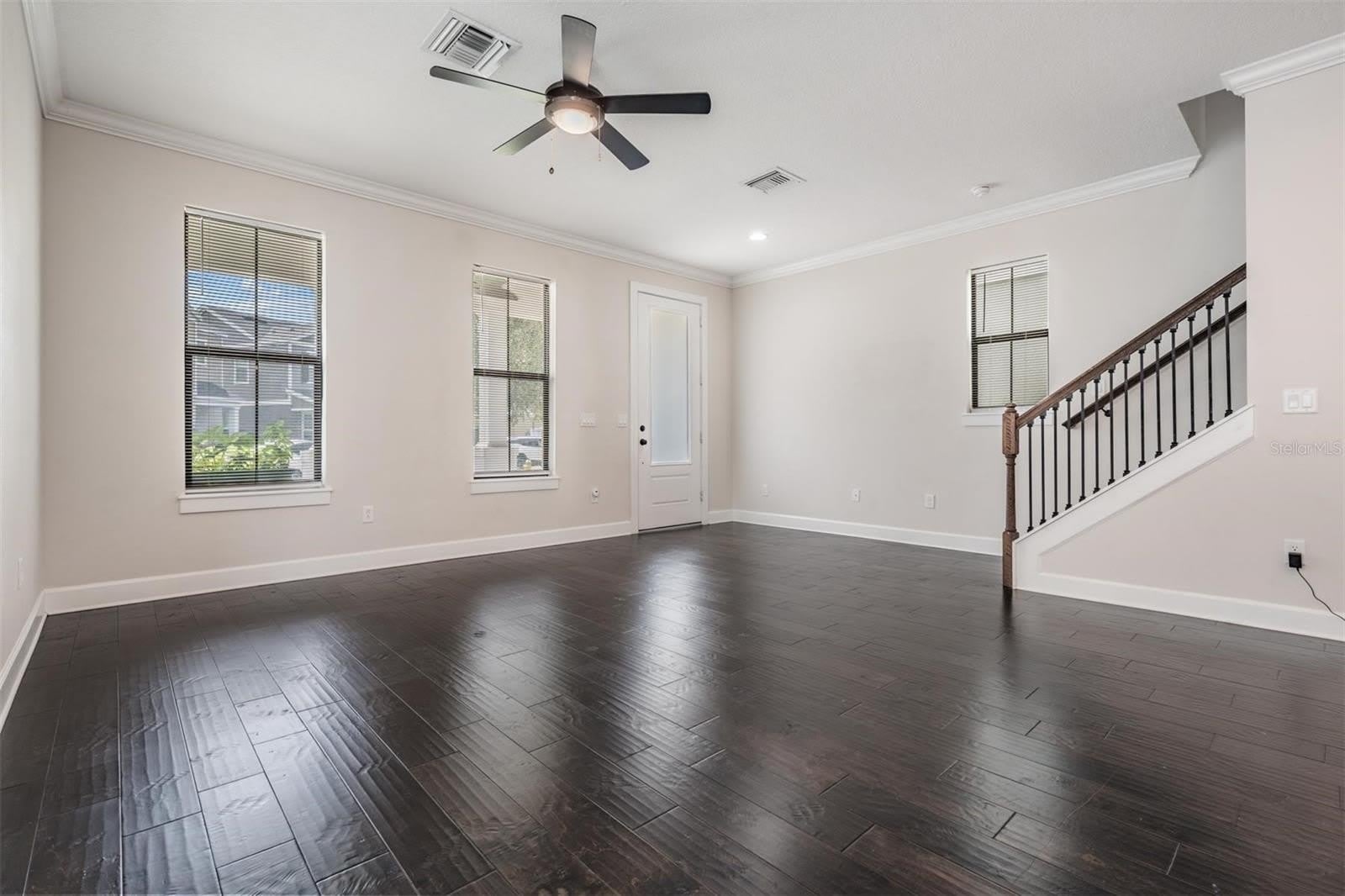 845 Aurora Way – photo 3