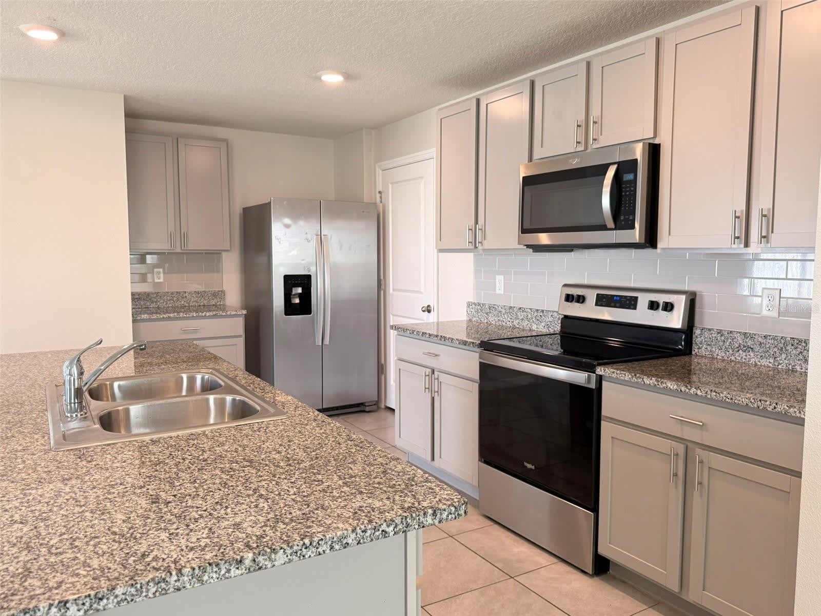 12131 White Cypress Place – photo 5