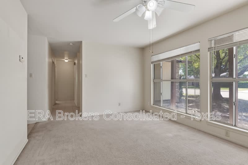 1037 Valley Forge – photo 3