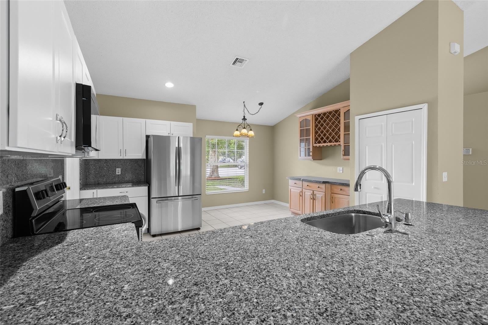148 COUNTRY LAKES Circle – photo 5