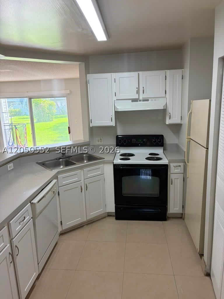 3461 Nw 44Th St – photo 2