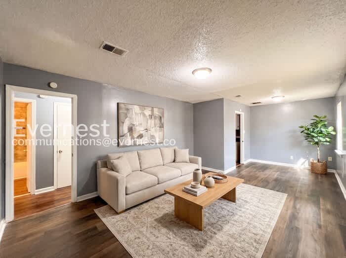 284 East Holmes Road – photo 2