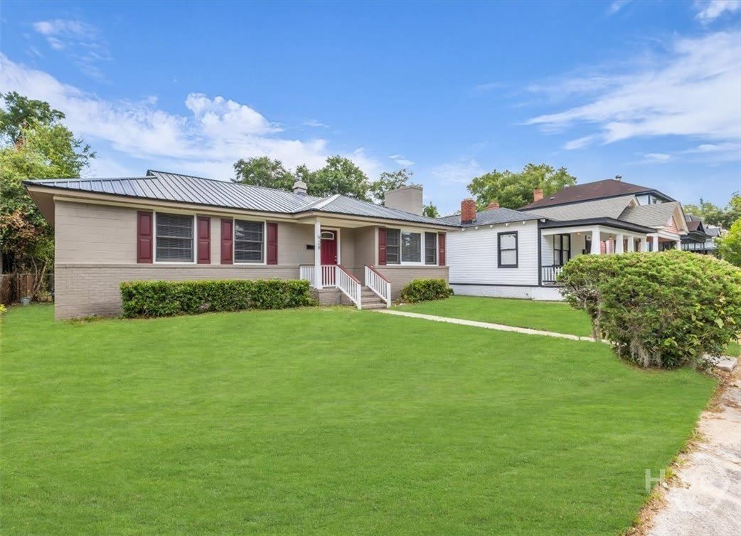928 W 38Th Street – photo 2