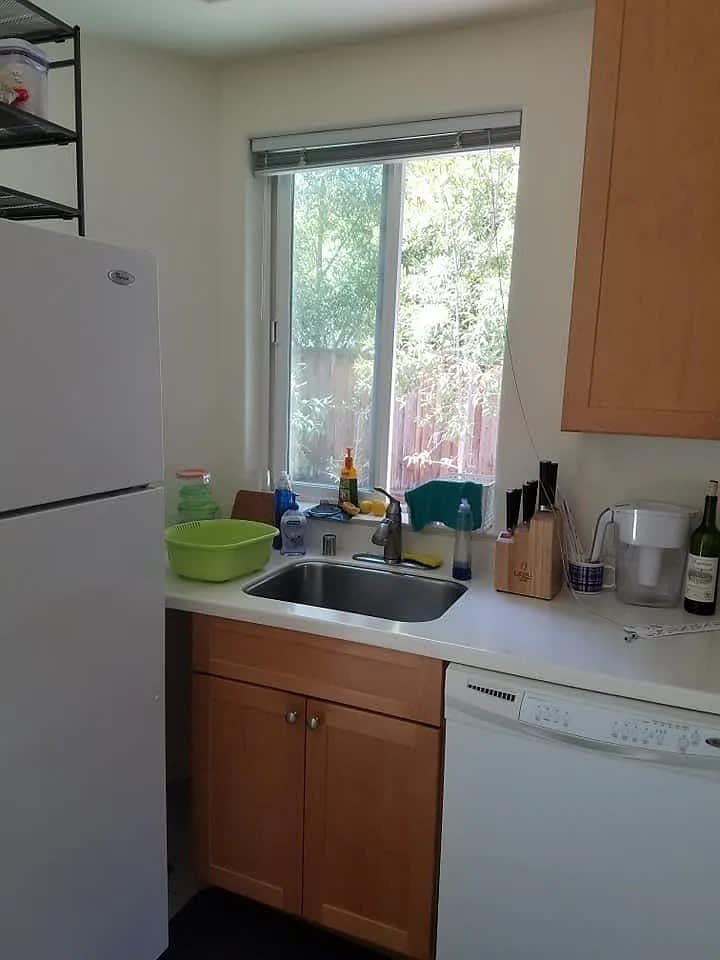 2460 High St – photo 3
