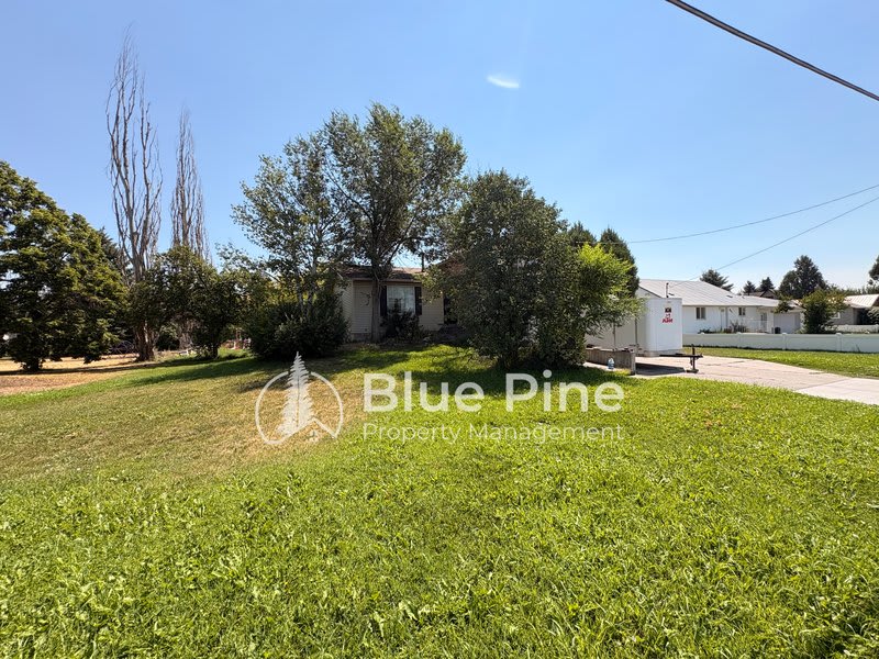 635 South 5th Street West – photo 2
