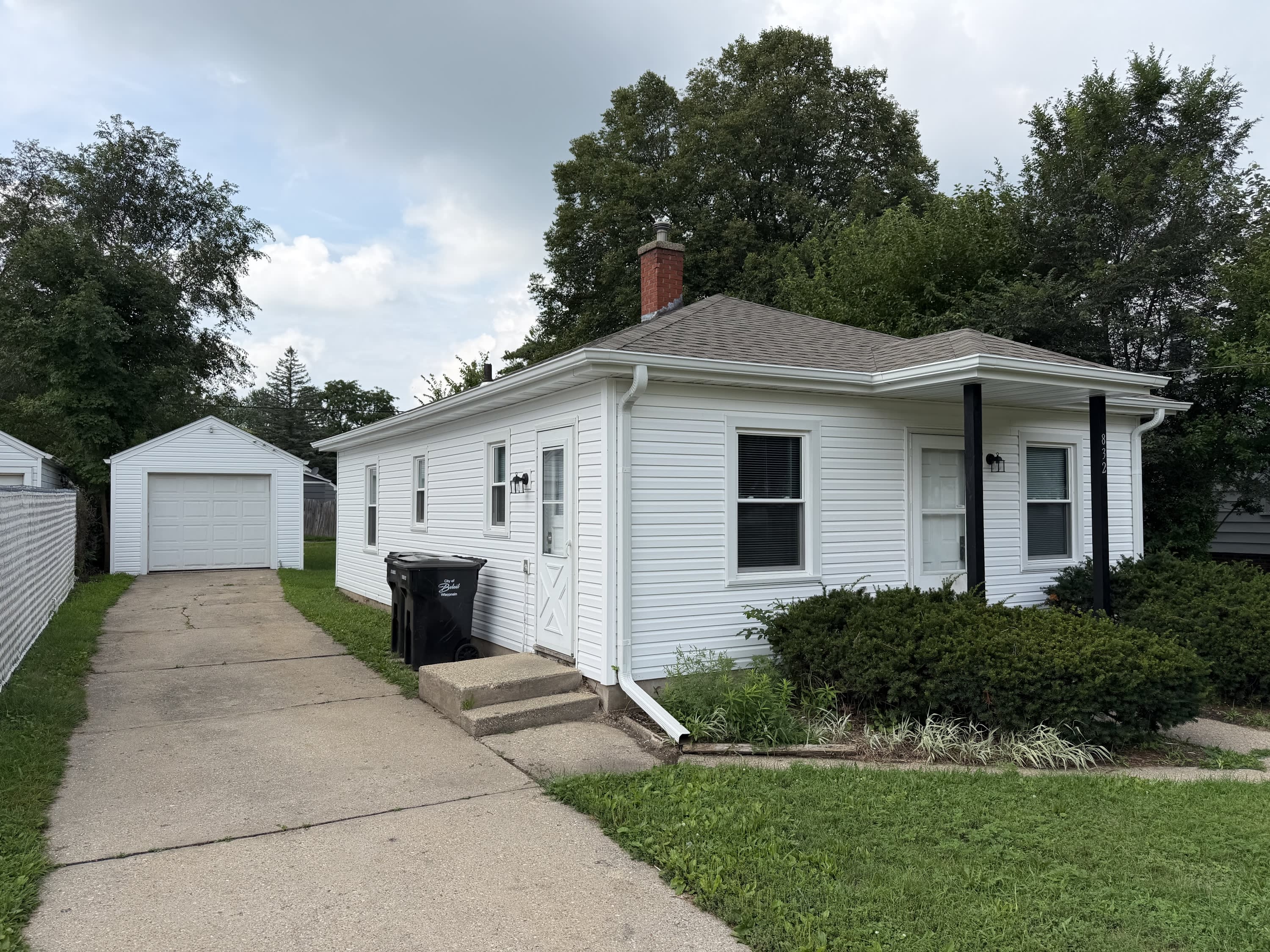 832 Garfield Avenue – photo 1