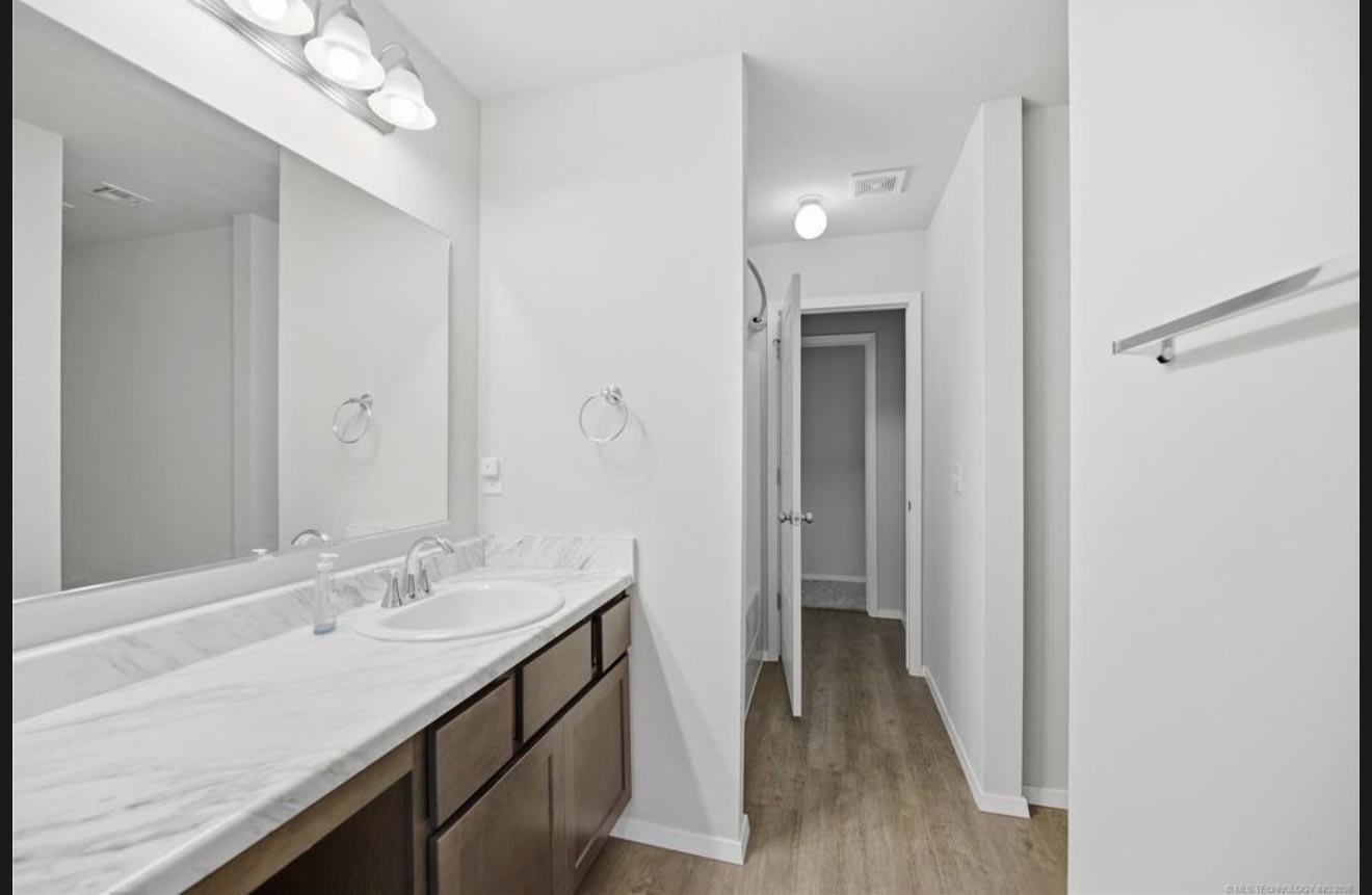 11543 S 277th E Ave – photo 4