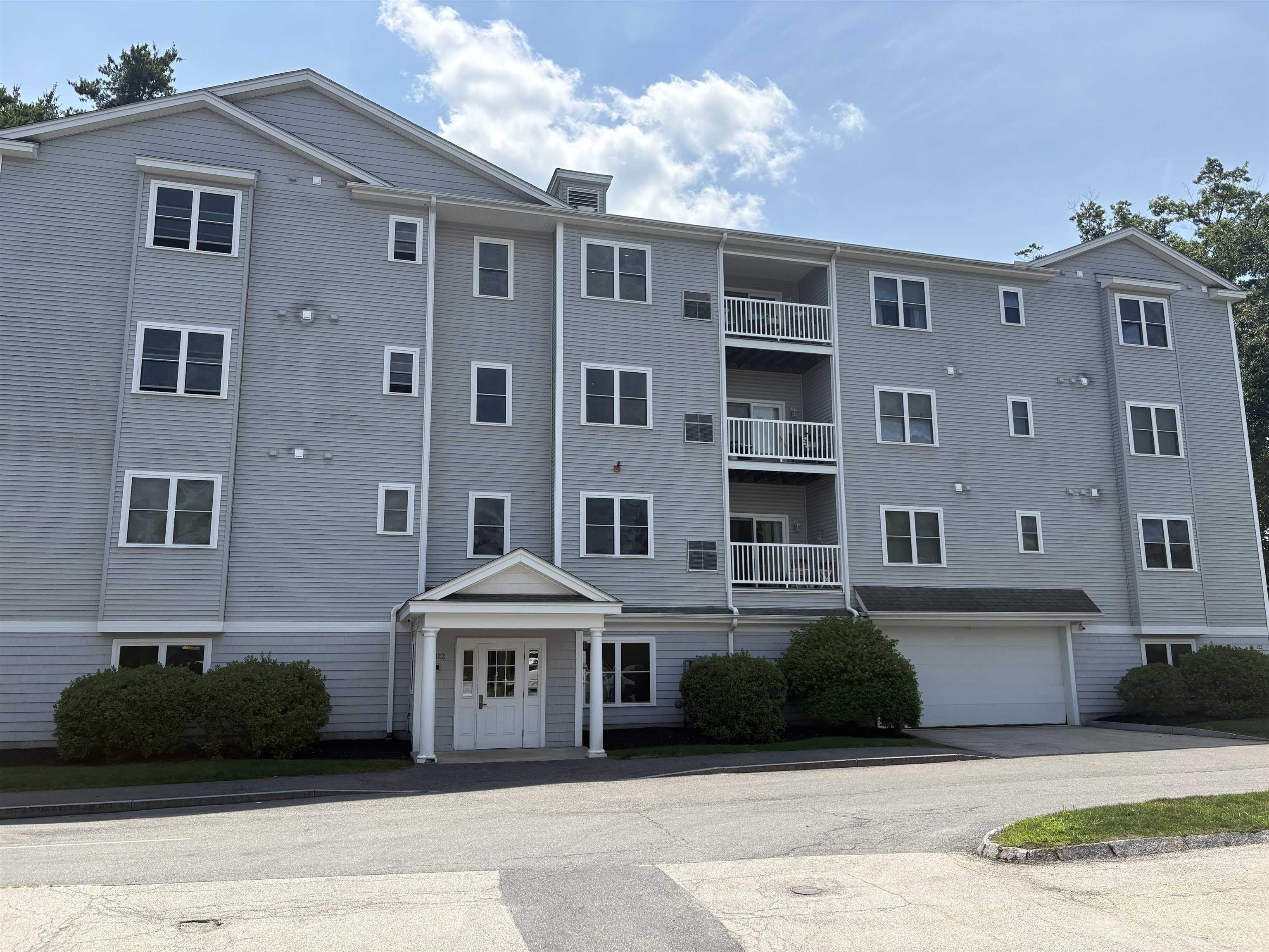 122 Coliseum Avenue – photo 2