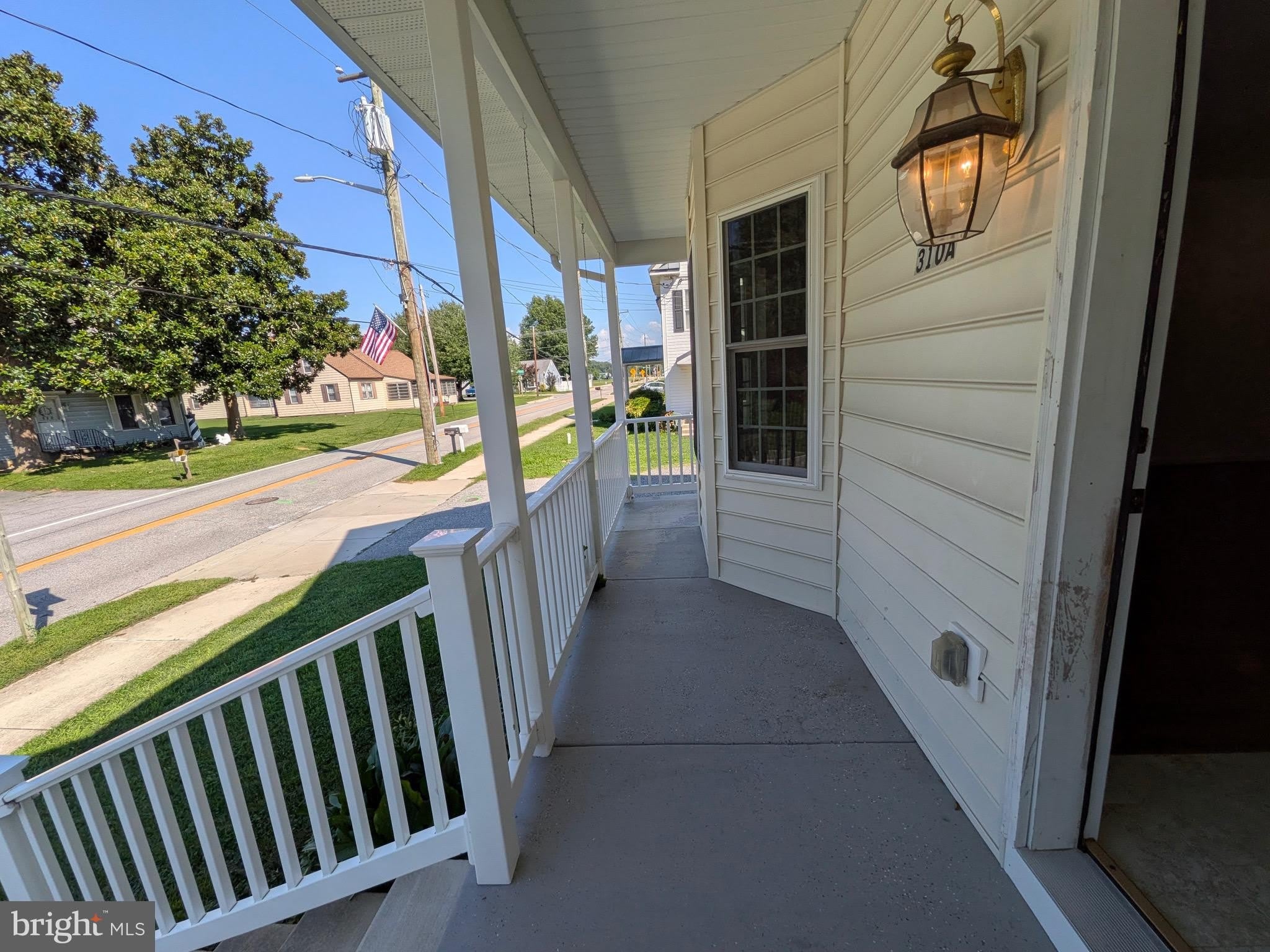 310 DEL RHODES Avenue – photo 4