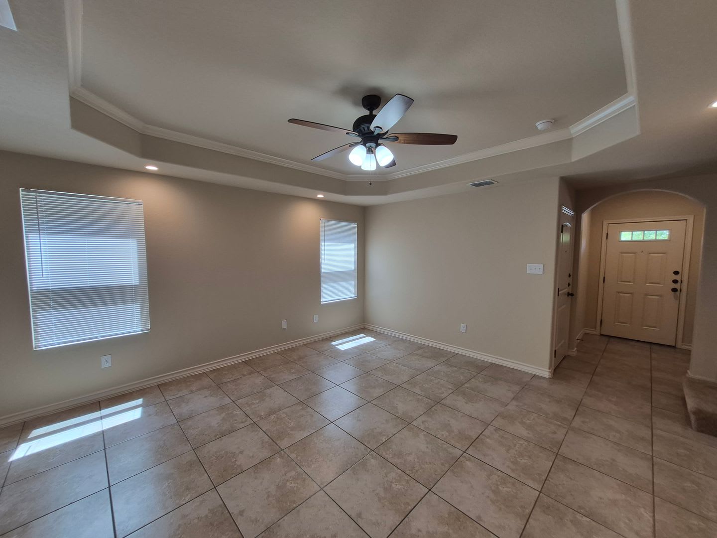 6950 Lakeview Dr. #102, San Antonio, TX. 78244 – photo 5