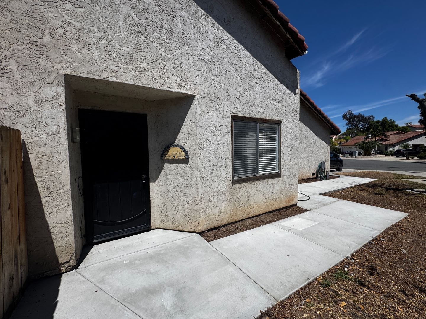 Beautiful 3 Bedroom 1 Story Town Home – photo 4