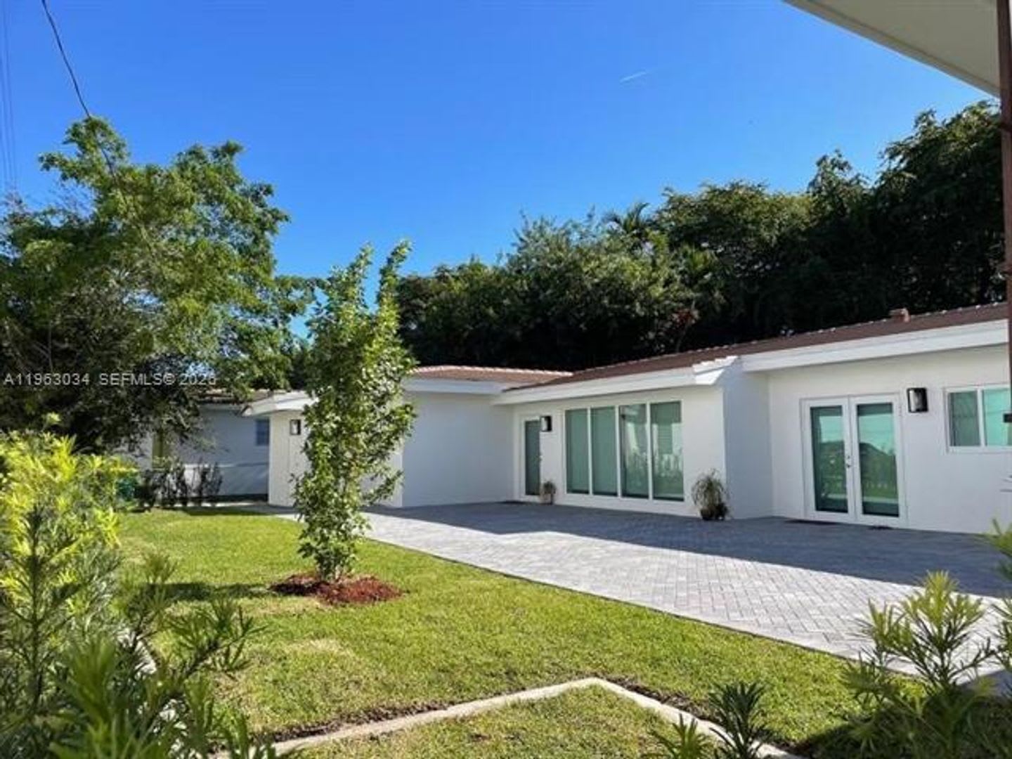 5352 Orduna Dr th 5352, Coral Gables, FL 33146 – photo 1