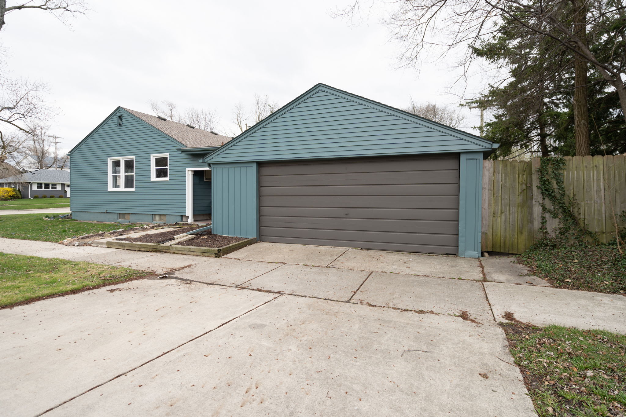 4727 Olivia Avenue – photo 5