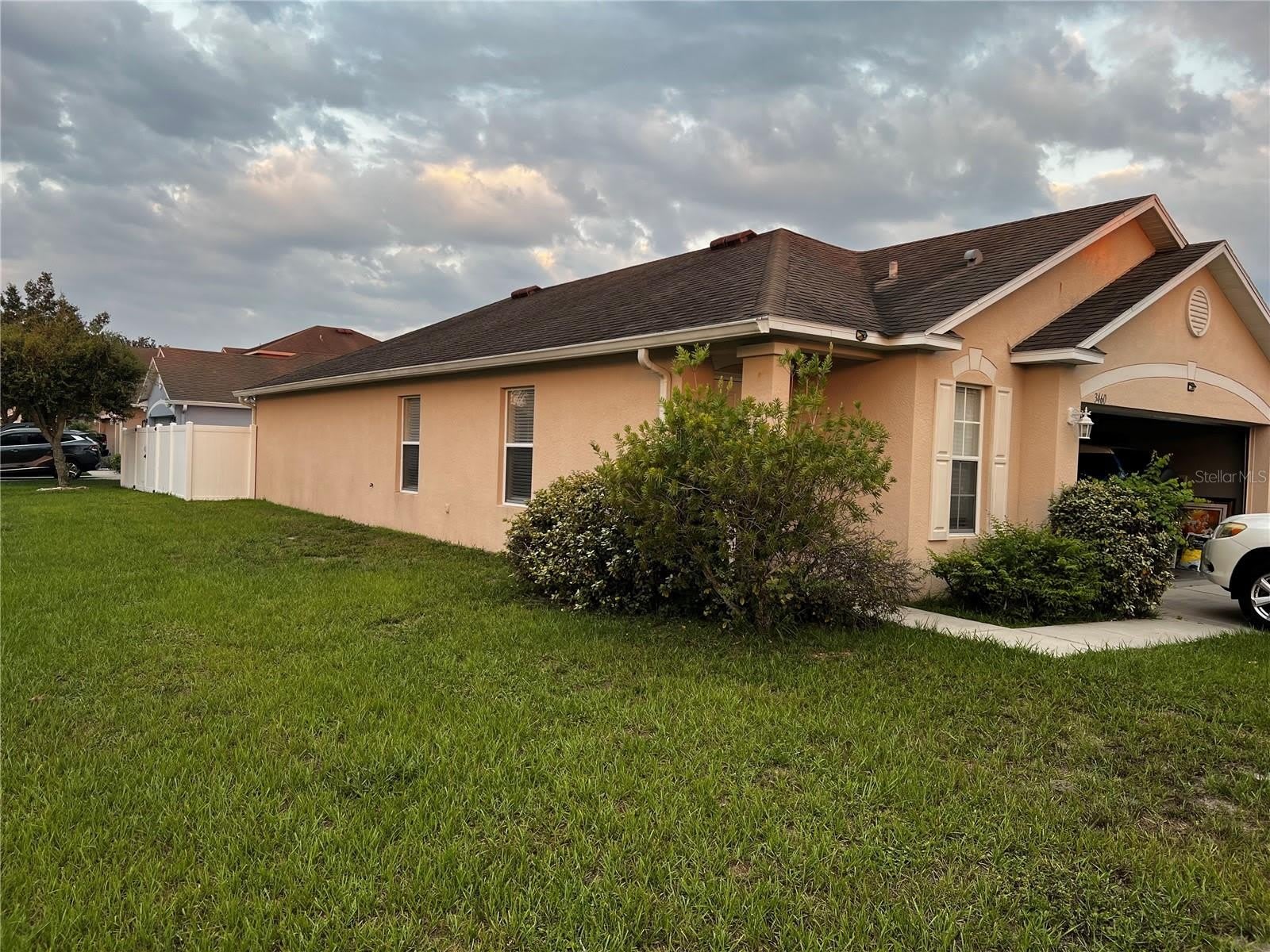 3460 BELLERICAY Lane – photo 2