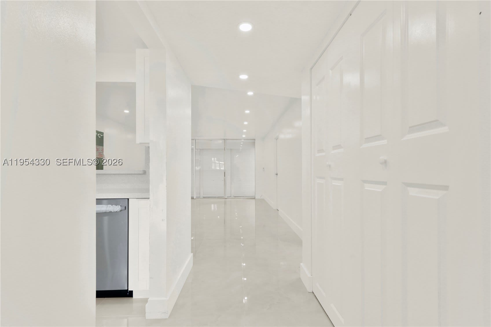 8320 Sands Point Blvd – photo 5