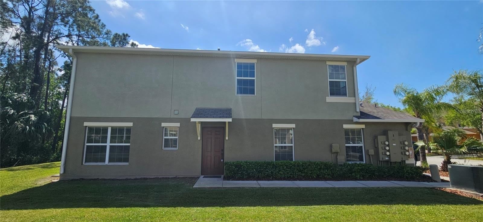 2802 BIRCHCREEK Drive – photo 2