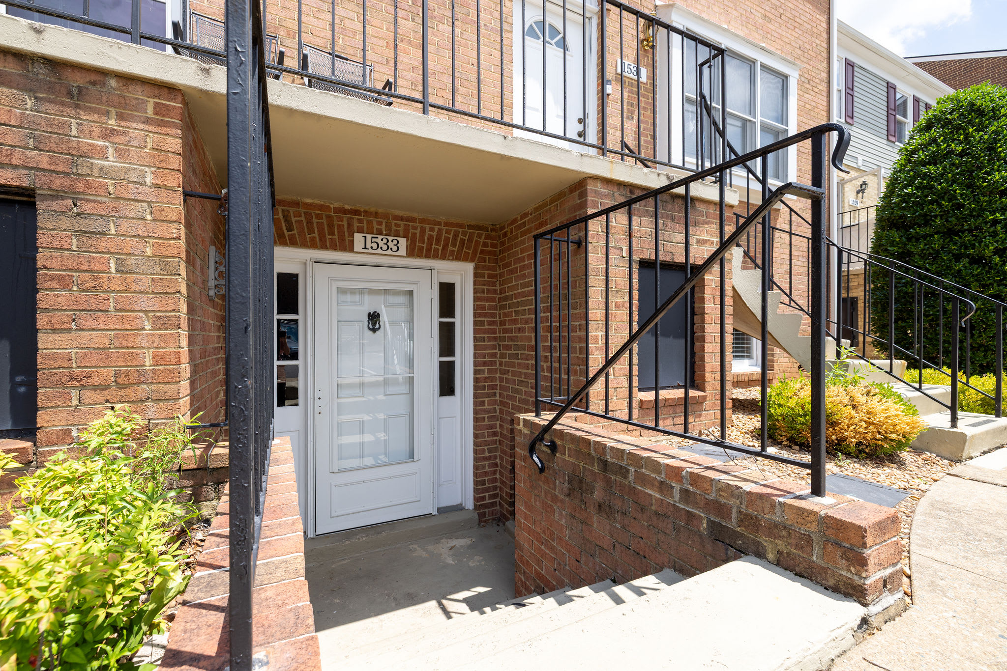 1533 Americana Drive – photo 2