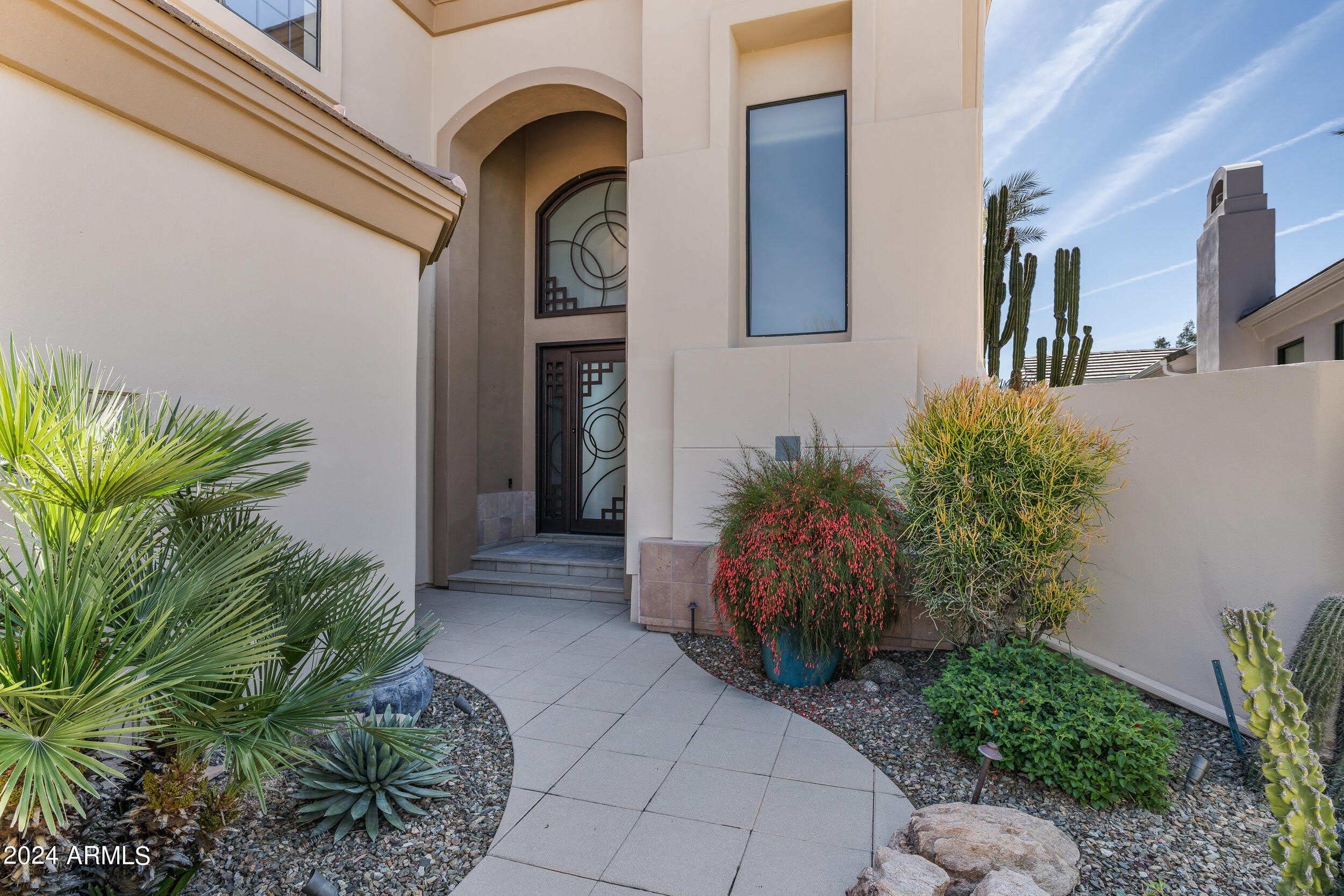 7705 E DOUBLETREE RANCH Road – photo 2