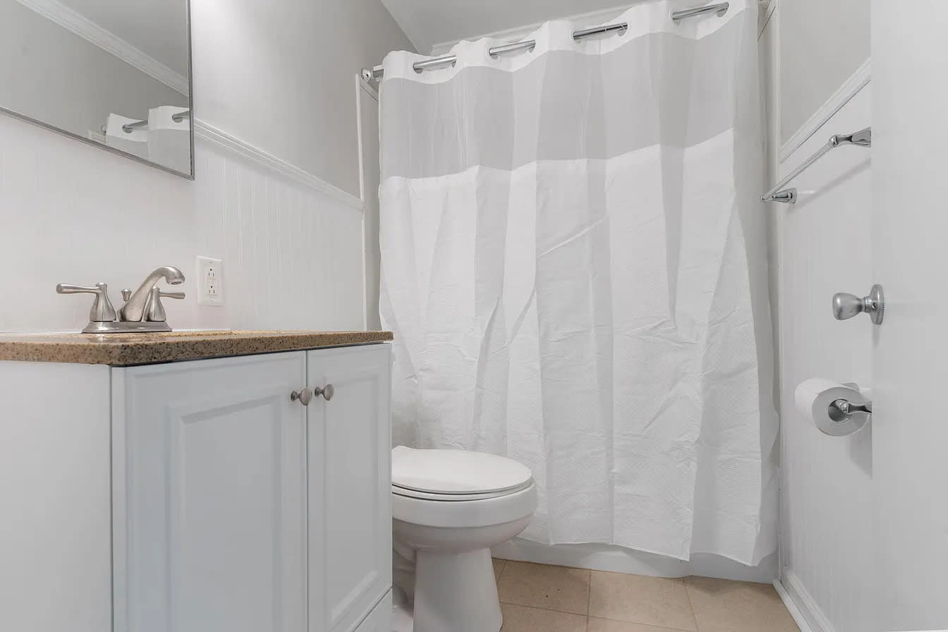 3934 Grace Avenue – photo 5