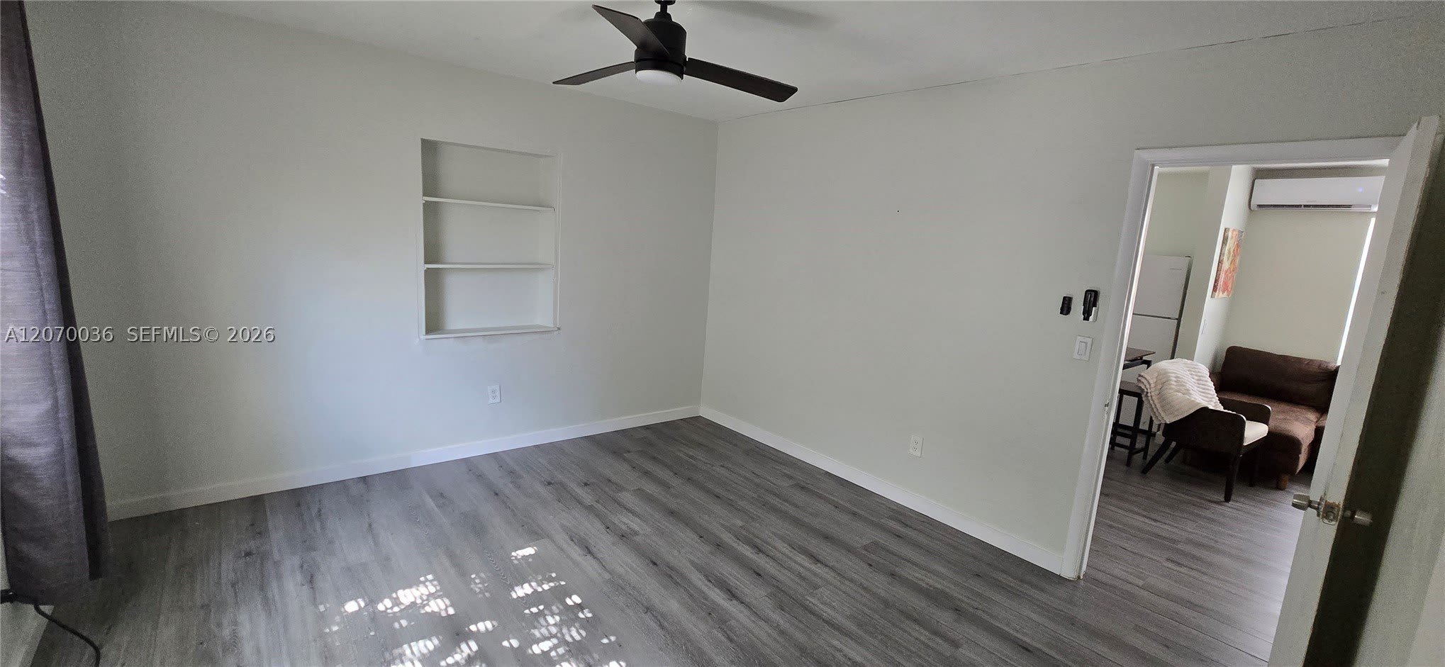 1130 NE 111th St – photo 4