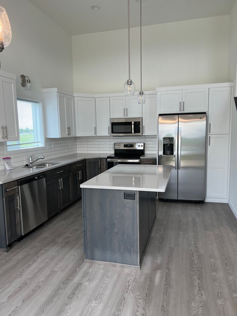 3 Bed 3 Bath Single Family Home – photo 5