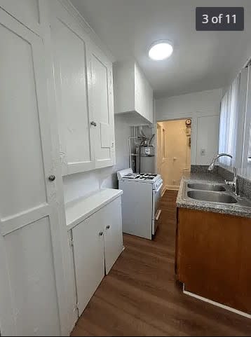 4214 S Hoover St – photo 3